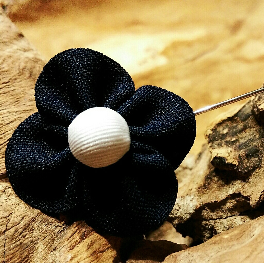 Exclusive Textured Lapel Accent